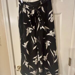 a new day Black Wide-Leg Pants with White Floral Print